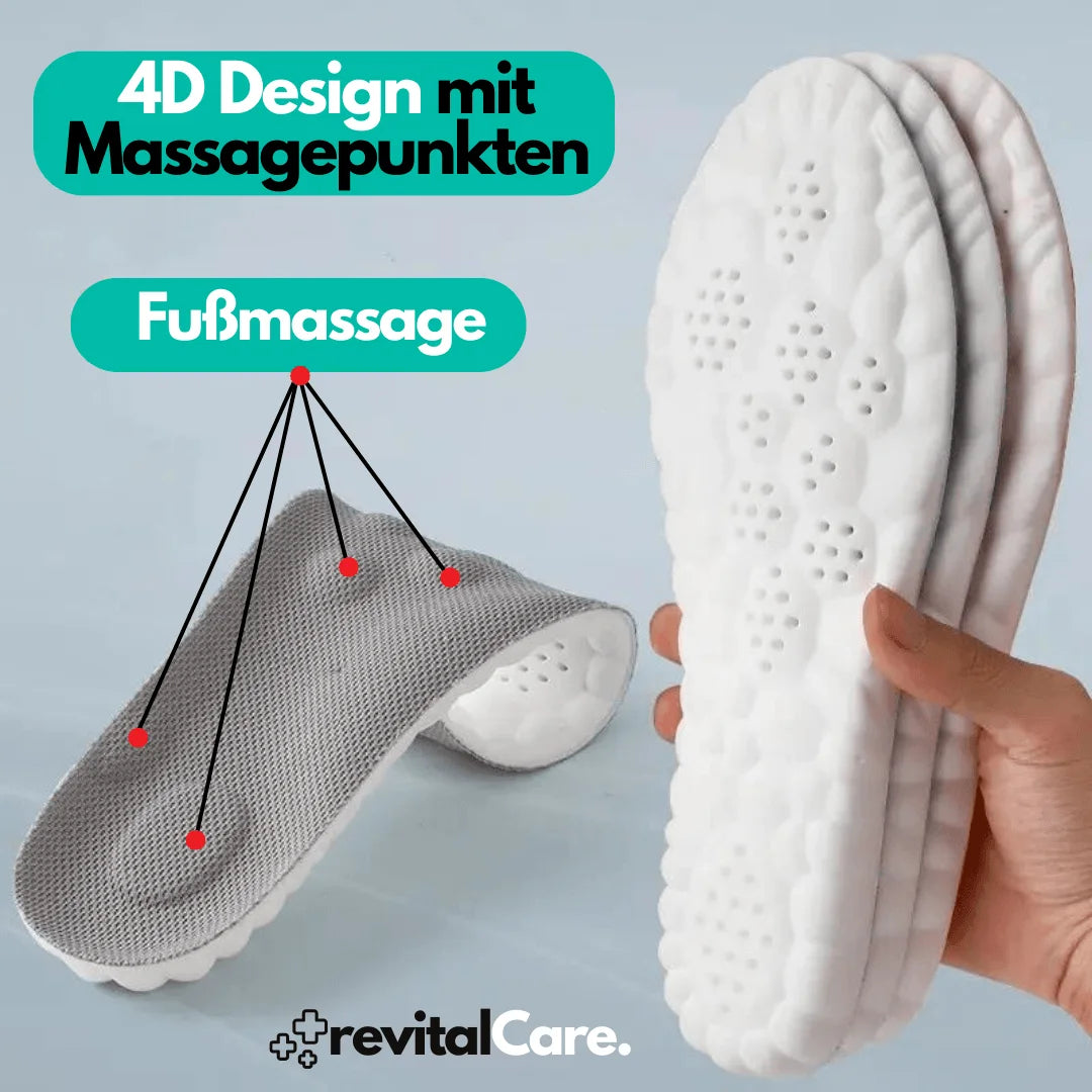 Eine Hand hält mehrere 4D Cloud Einlegesohlen mit Massagepunkten von revitalCare